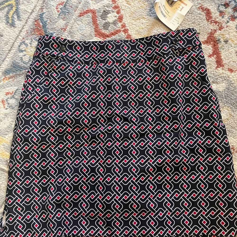 EP Pro Geometric Patterned Black and Red golf ⛳️ Skirt